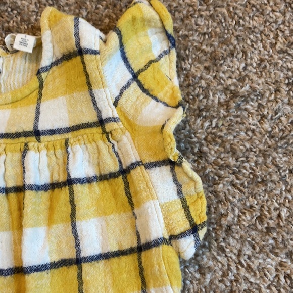 Tucker and Tate linen top - Picture 2 of 5